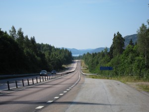 E4an Högakusten, 2+1